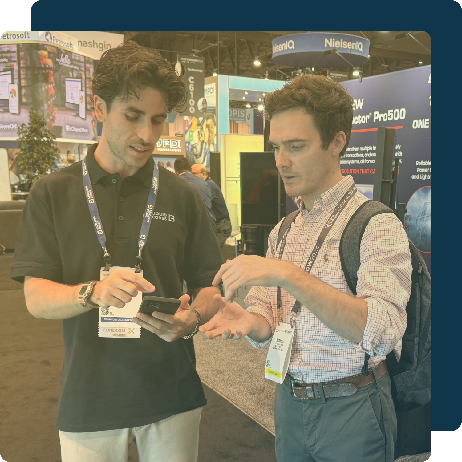 lb-web_customer-success_S0020_stats-with-media_cs-stages_alt-01